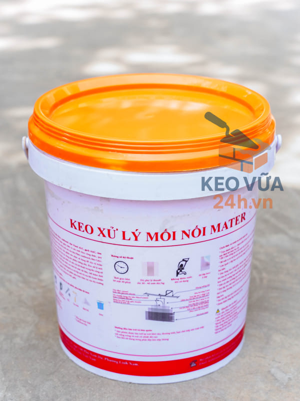 Thông số kỹ thuật keo xử lý mối nối Mater được dán rõ ràng trên sản phẩm.