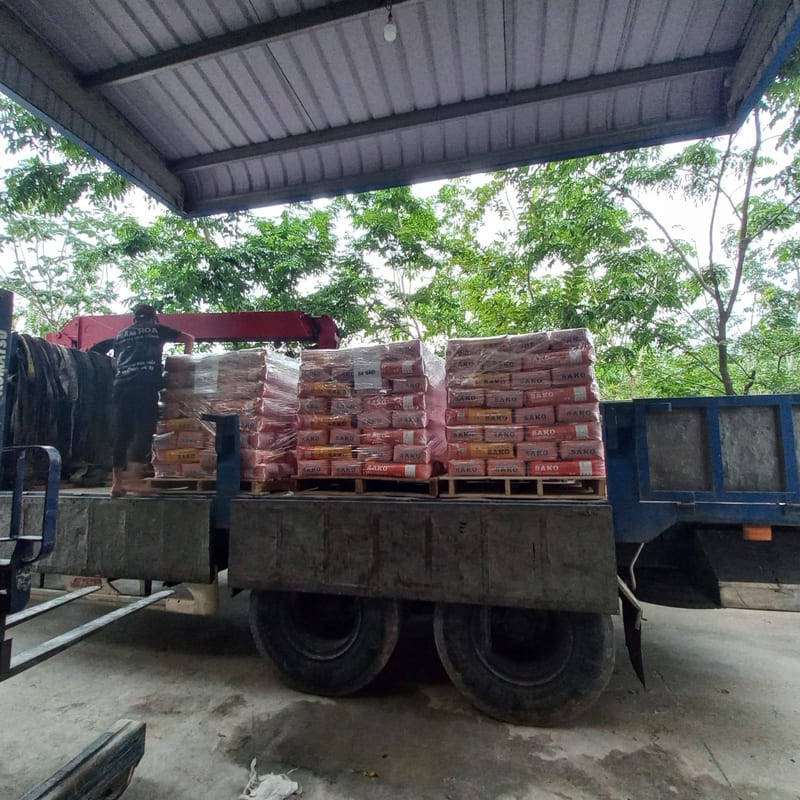 Chuyên bán keo dán gạch ngoài trời chính hãng, giá tốt, giao hàng nhanh 24h về công trình.